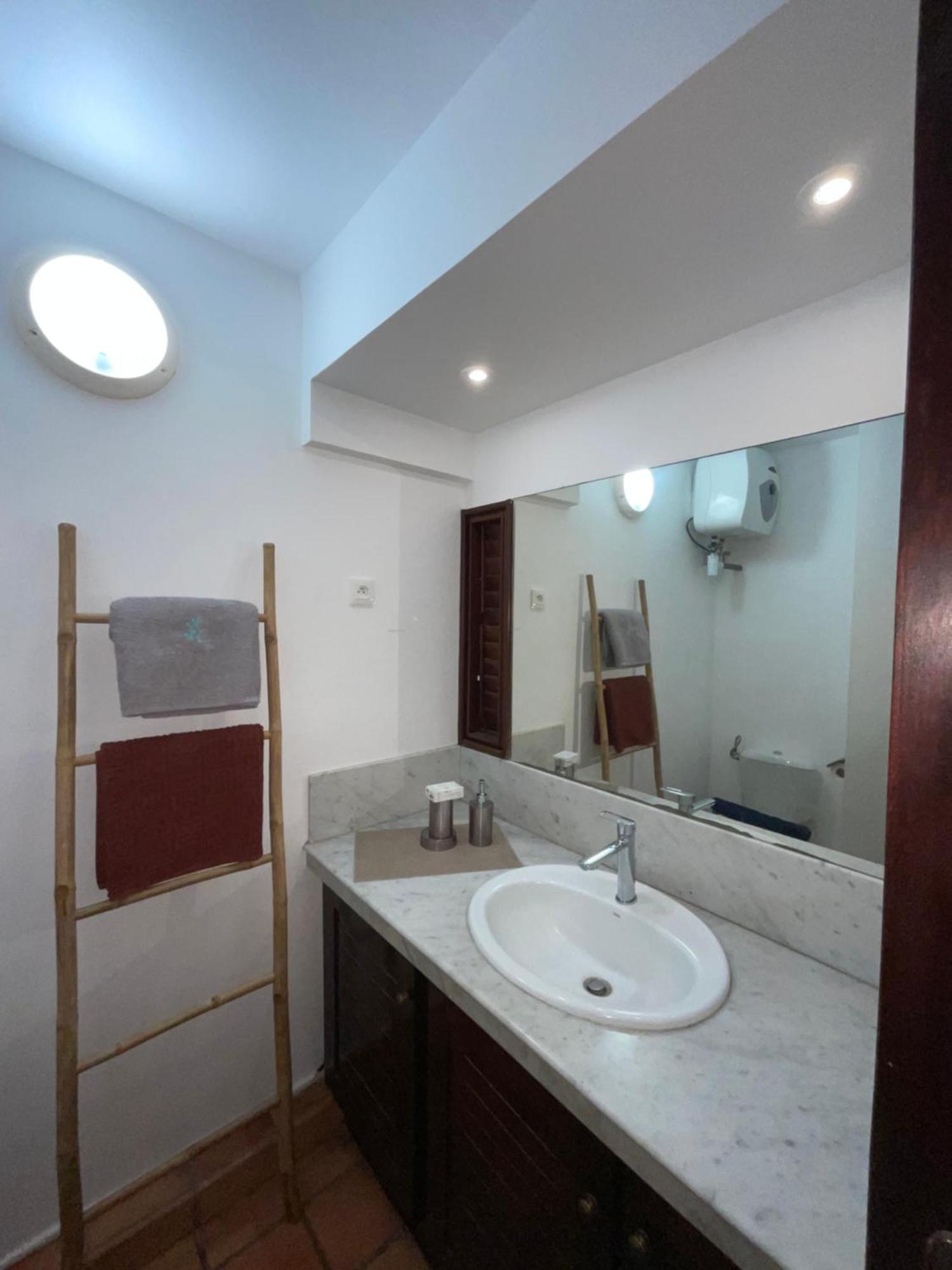 Ananas Premium - Sejour Detente T2 Vue Mer Avec Balcon Prive A Tartane La Trinite Bagian luar foto