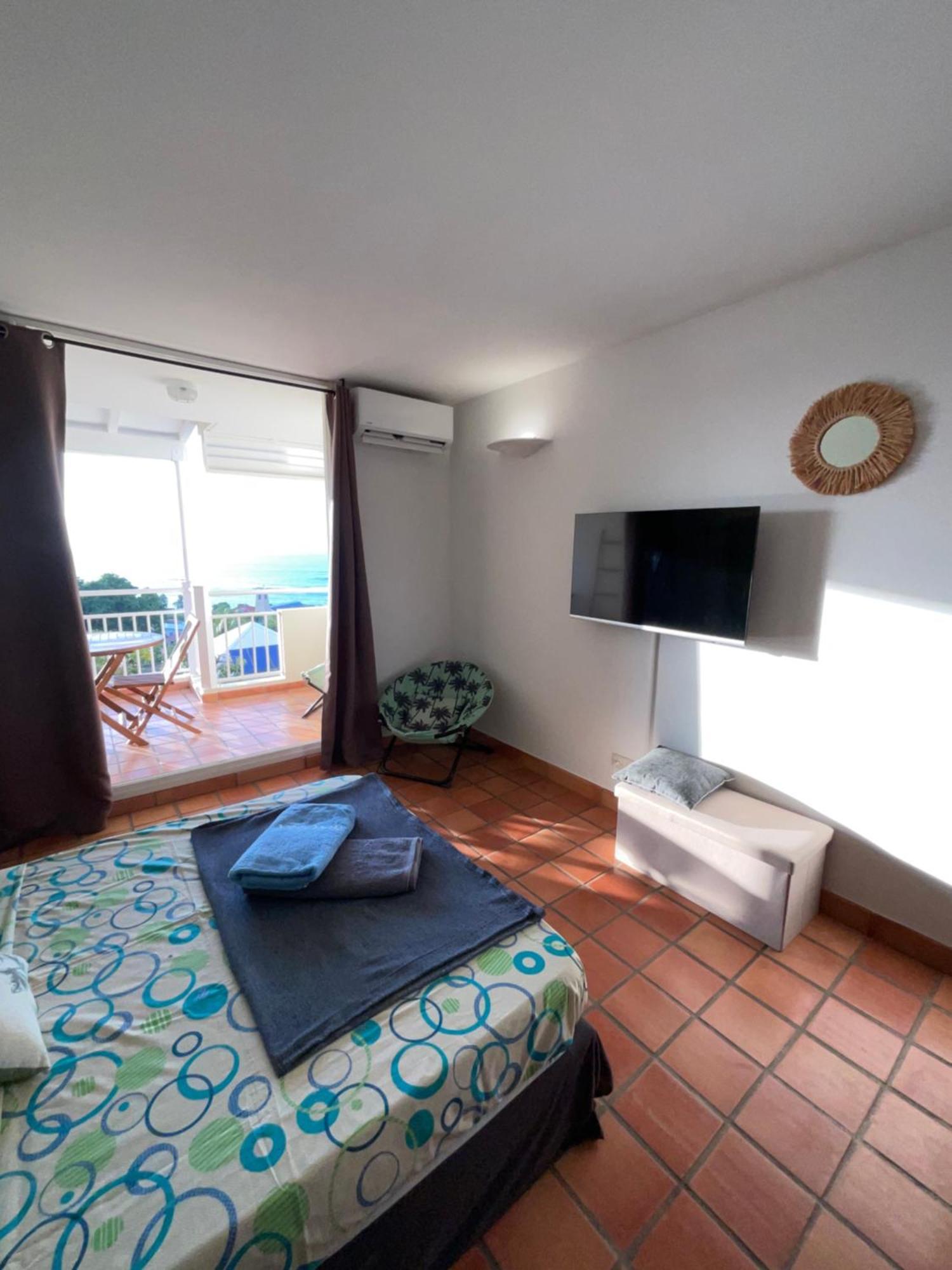 Ananas Premium - Sejour Detente T2 Vue Mer Avec Balcon Prive A Tartane La Trinite Bagian luar foto