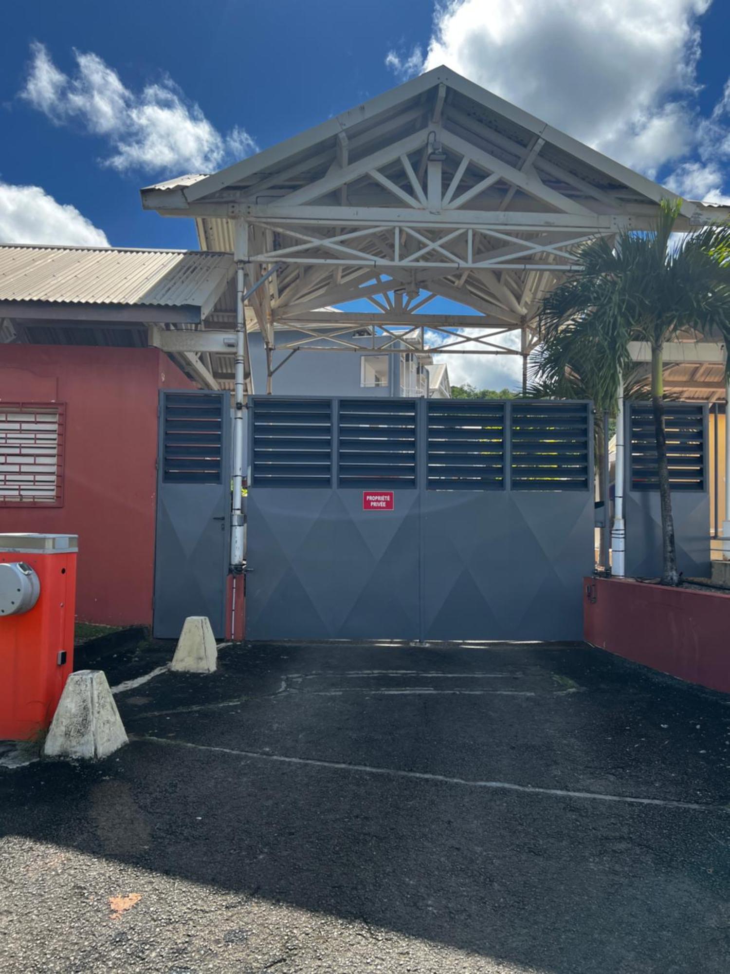 Ananas Premium - Sejour Detente T2 Vue Mer Avec Balcon Prive A Tartane La Trinite Bagian luar foto